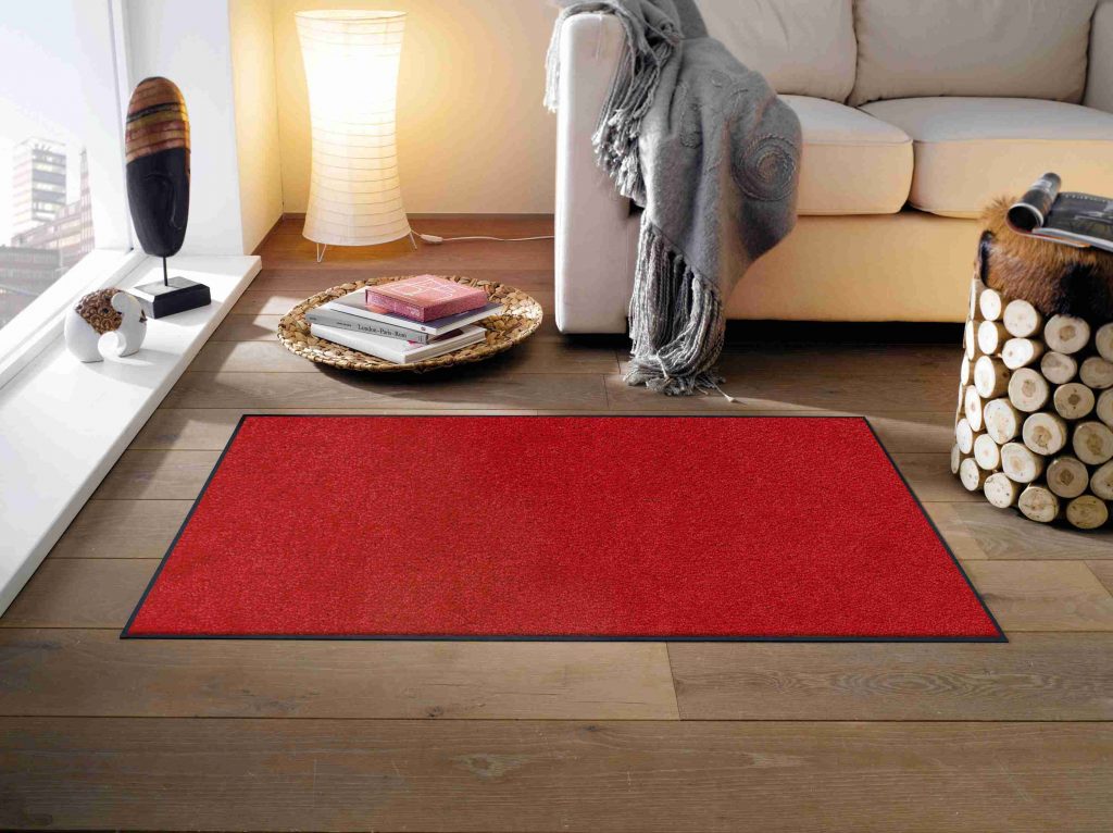 Mono_Original_Regal-Red_75x120cm_05_4032445036265_MILIEU_kl