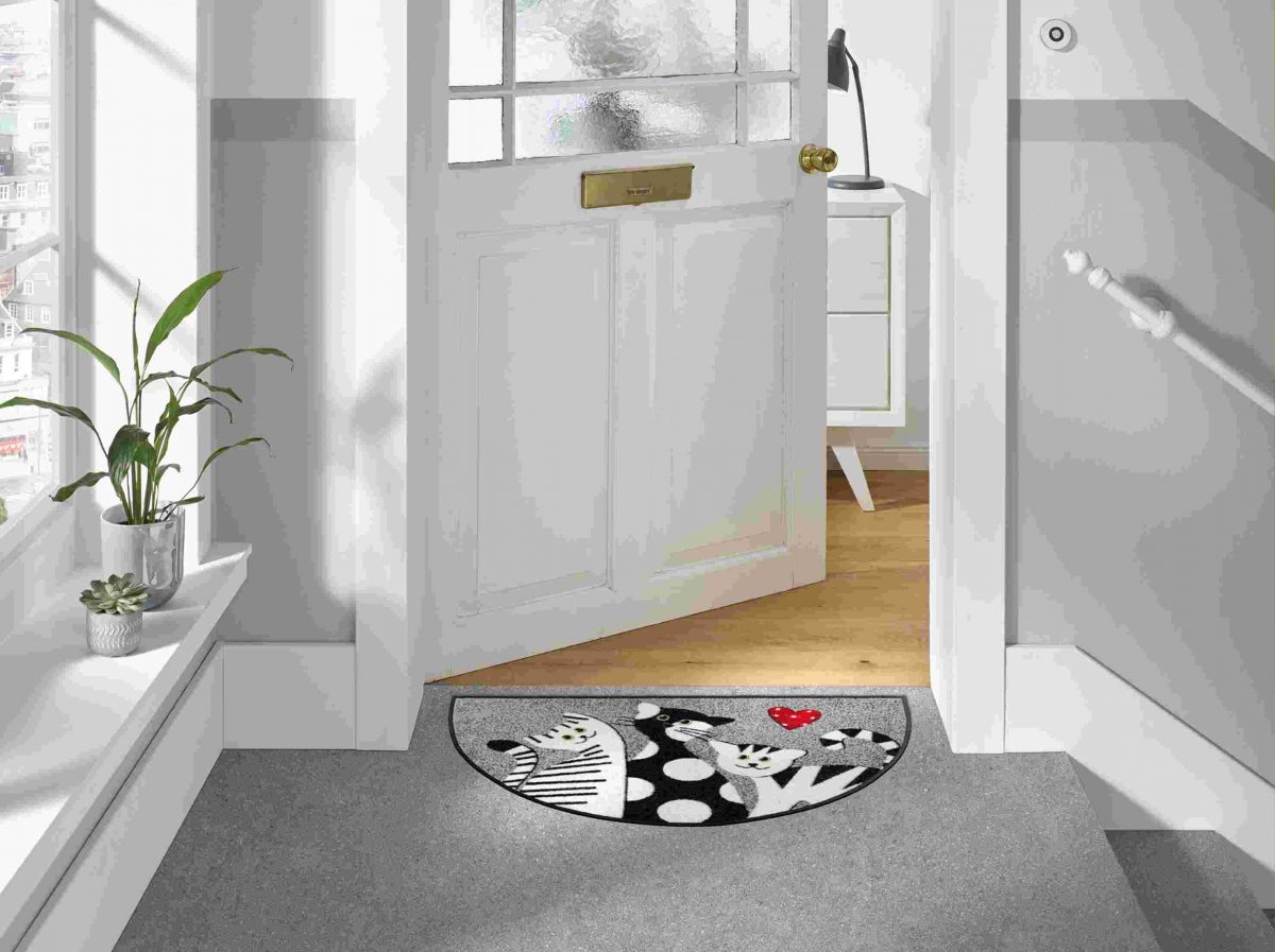 Round-Cat-Trio_50x85cm_05_9010216062571_MILIEU_kl