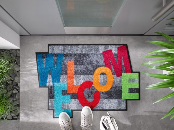 Crazy-Welcome_60x85cm_05_9010216019865_MILIEU_kl