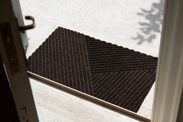 dune-fussmatte-stripes-dark-brown-45x75-9010216054347-2